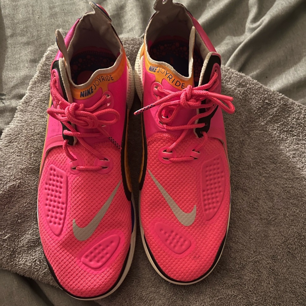 Nike Women's Pink Running Shoes